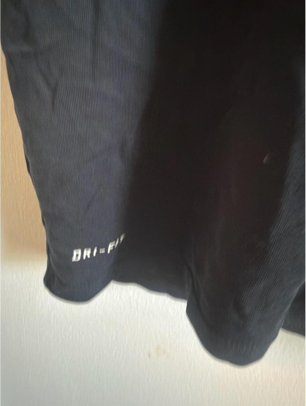 Nike Dri-FIT 'Strive For Greatness' Black and Blue Athletic T-Shirt - Picture 3 of 4